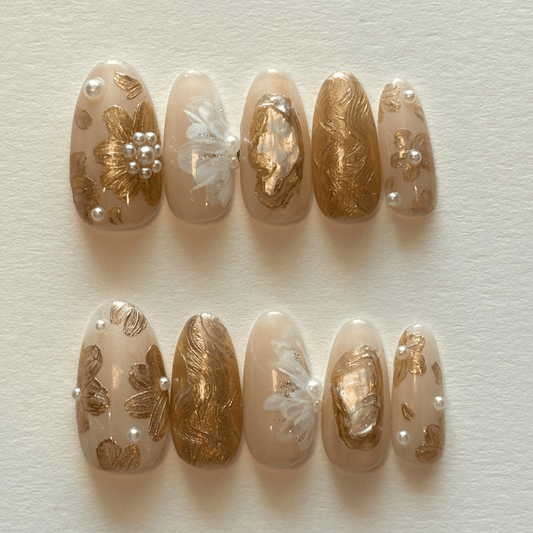 Golden Floral Nuance